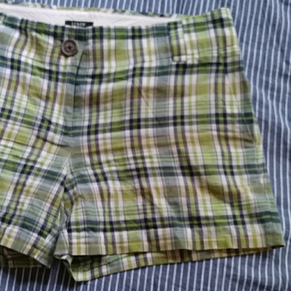 J. Crew City fit plaid 4.5 in shorts